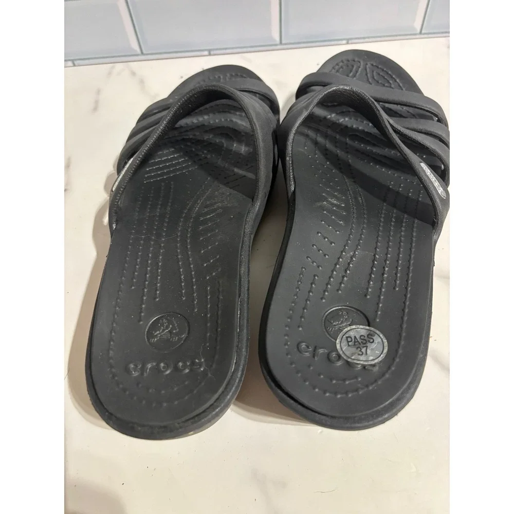 Crocs Rhonda Strappy Wedge Sandals Black Womens Size 8 Slip On Casual Shoes